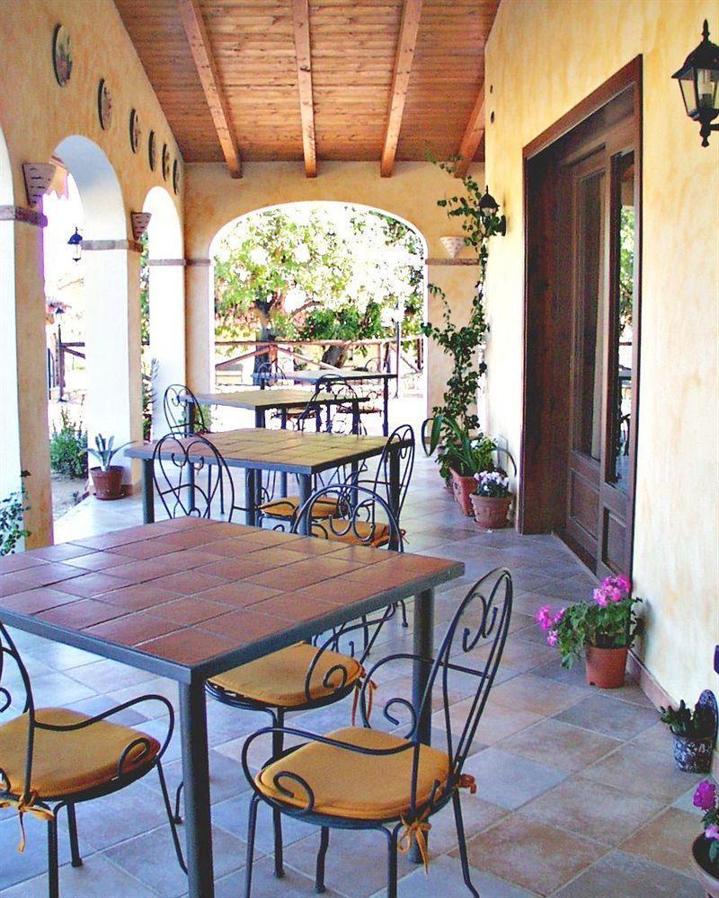 Hotel La Corte Rosada Villasimius Zewnętrze zdjęcie